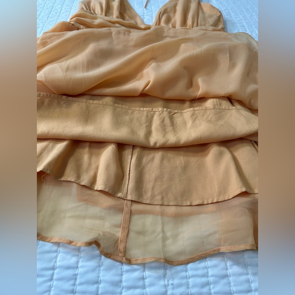 Abercrombie & Fitch Orange V-Neck Mini Fit and Flare Open Back Dress in Size L - Picture 7 of 15